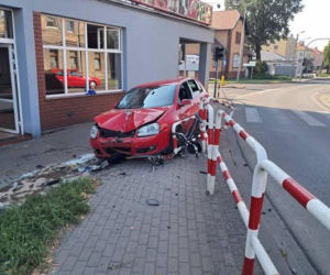Pijany kierowca urządził sobie rajd po mieście. Potrącił mężczyznę, zatrzymał go świadek!