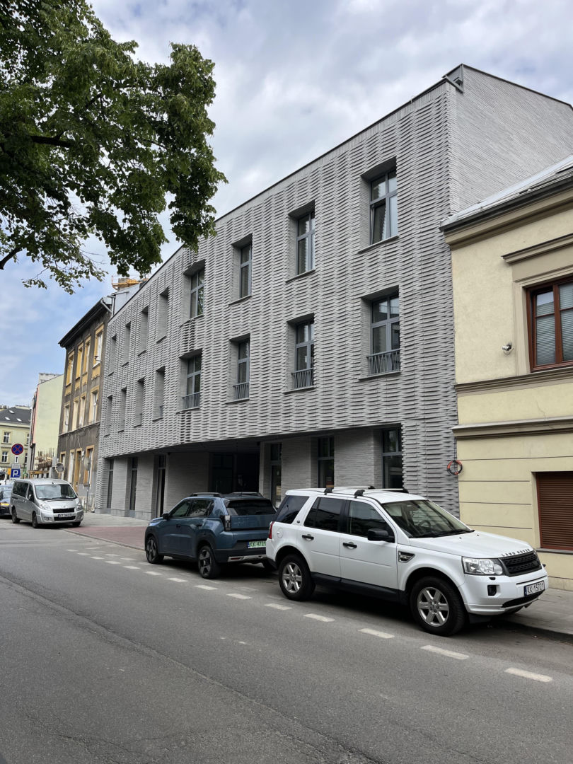 Fabryka koronek i trykotaży na Dąbrowskiego 16 w Krakowie