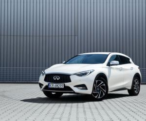 Infiniti Q30 1.6t Premium Tech Gallery White