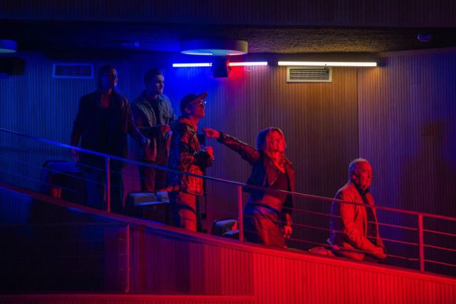 „Pierwsza miłość” odc. 4129 streszczenie. Uwięzionej w domu Izabeli Teresie udaje się sforsować okno. W tym momencie pod dom podjeżdża Izabela