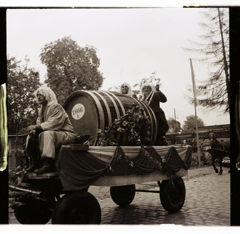 Winobranie w Zielonej Górze w latach 1963-1973. Oto jak bawiono się podczas największego Święta Wina w Polsce