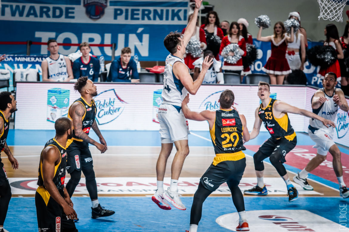 Twarde Pierniki Toruń - Trefl Sopot 73:92, zdjęcia z Areny Toruń
