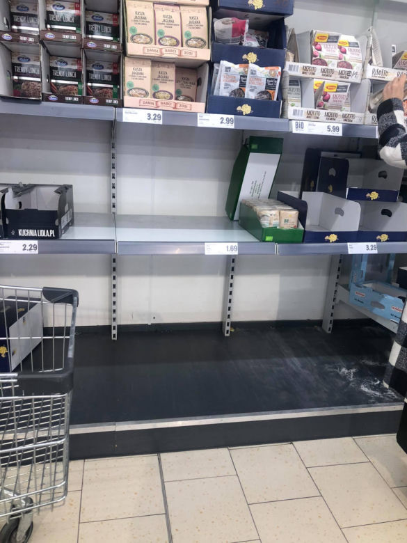 Oblężenie w radomskich sklepach z powodu koronawirusa 