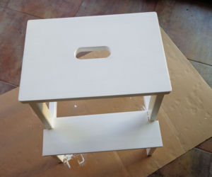 Taboret ze schodkiem IKEA w wersji decoupage