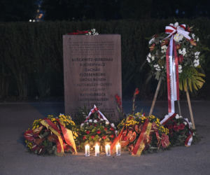 Uroczystości ku czci ofiar Rzezi Woli na Cmentarzu Powstańców Warszawy