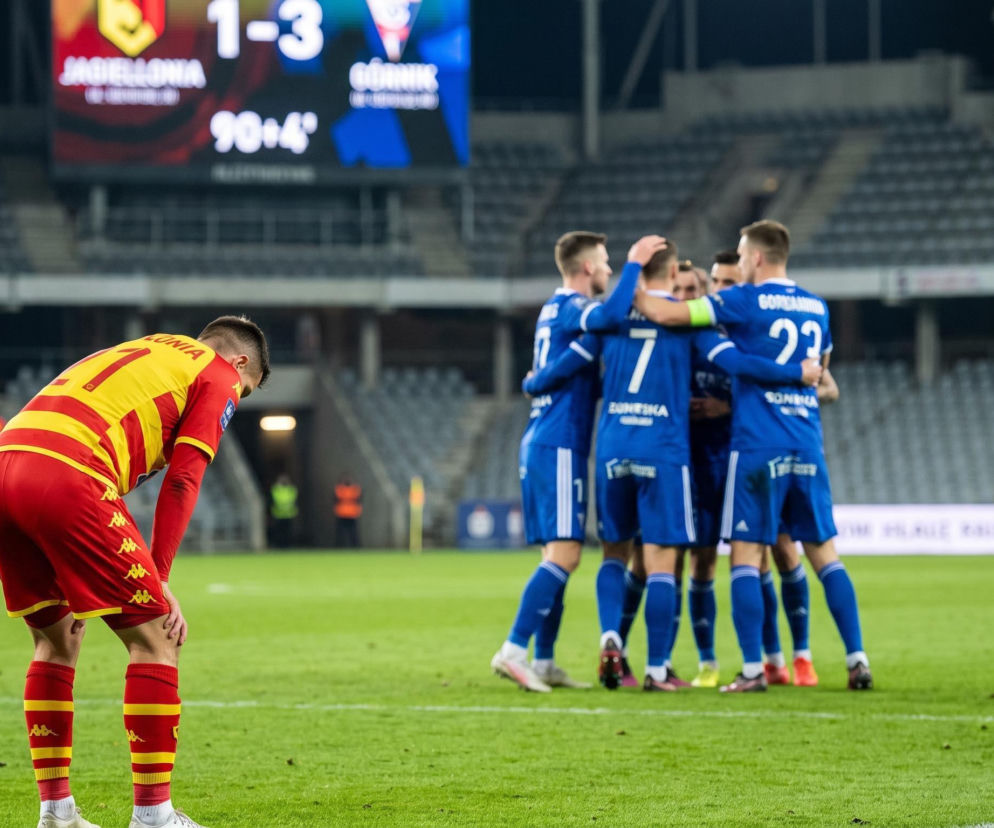 Jagiellonia Białystok przegrywa z Górnikiem Zabrze. Zaskakujący finał w doliczonym czasie gry