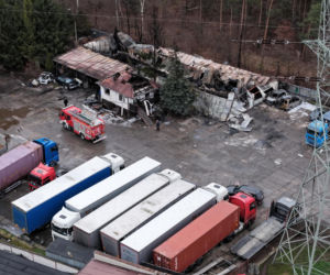 Potężny pożar hali w Warszawie. Wszystko spłonęło, zostały tylko zgliszcza
