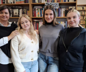 Kalisz. Uczennice Ekonomika piszą książkę o Edmundzie Łuczaku – jednym z czterech kaliskich sprawiedliwych [POSŁUCHAJ]