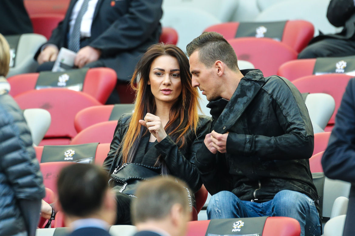 ARKADIUSZ MILIK Z DZIEWCZYNĄ JESSICĄ ZIÓŁEK