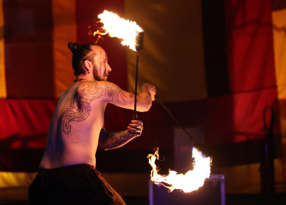 Fire Jam sprawił, że Park Ludowy w Lublinie zapłonął! Tak było podczas Europejskiej Konwencji Żonglerskiej