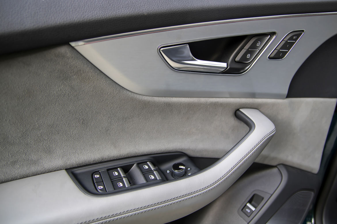 Audi Q8 50 TDI quattro tiptronic 