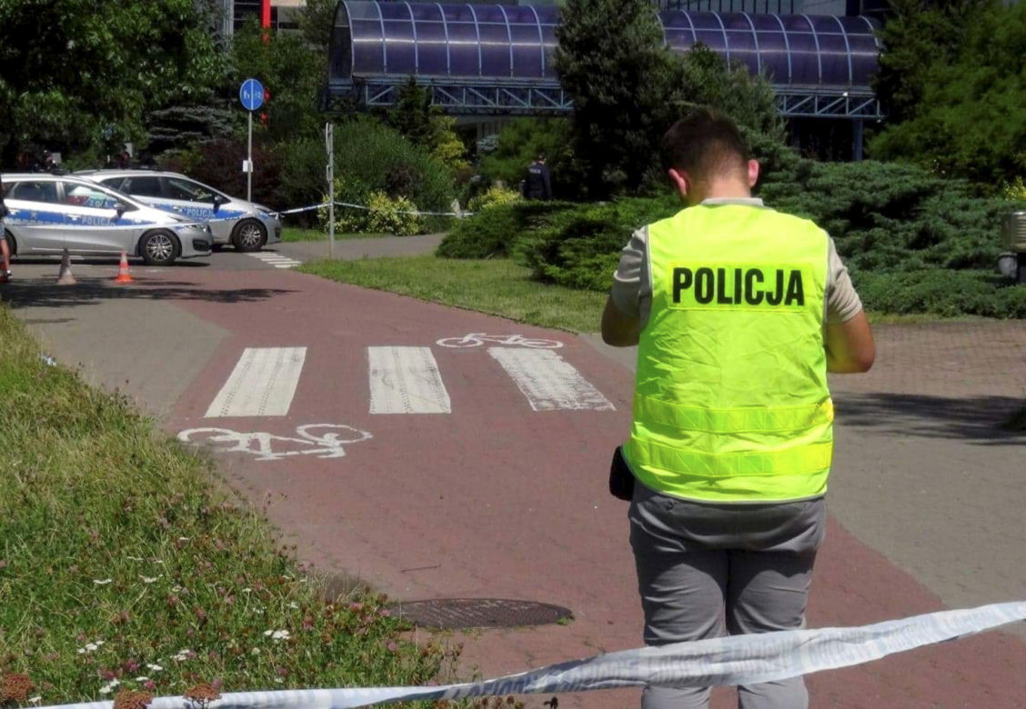 Strzelanina na Mokotowie. Napad pod bankiem i pościg po Mordorze