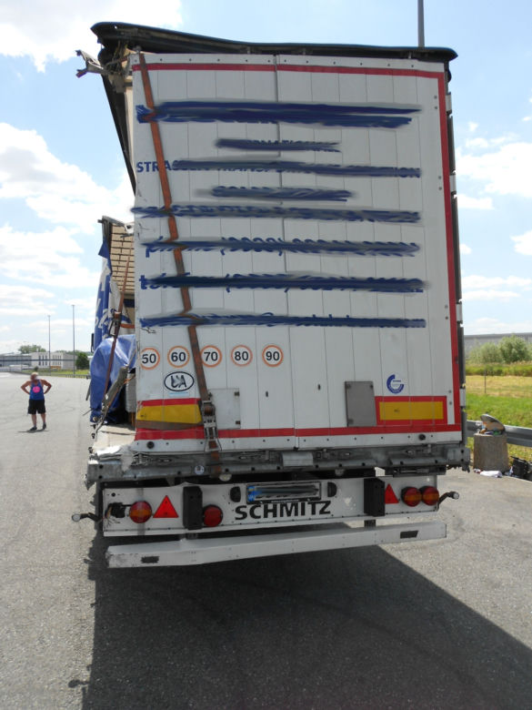 Zniszczonym TIR-em z Hiszpanii na Ukrainę