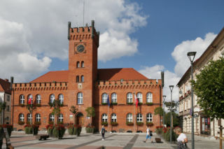 Zarzuty dla byłego burmistrza Szczecinka. Grozi mu do 10 lat więzienia 