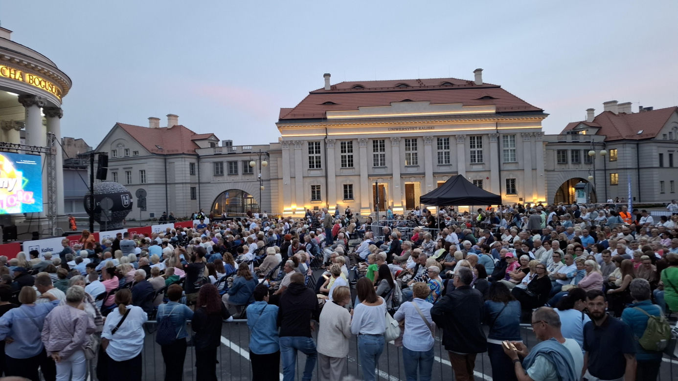 Największe przeboje z lat 70. i 80. rozbrzmiały w Kaliszu. Za nami Święto Rzeki Prosny