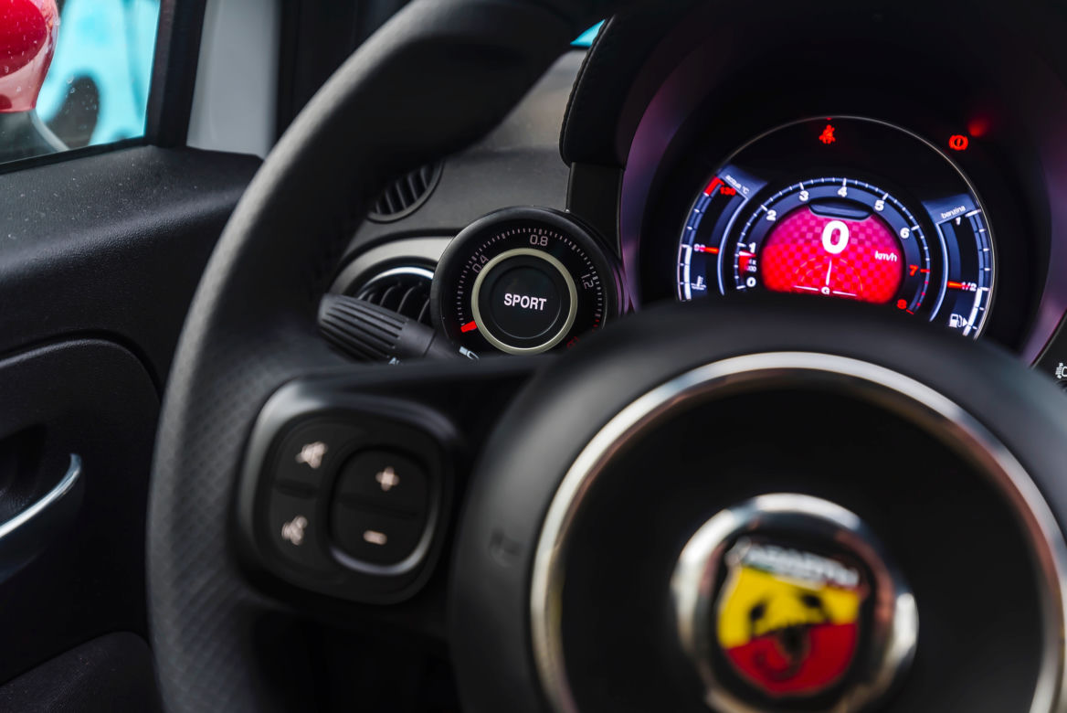 Abarth 595 Pista 1.4 T-Jet 165 KM MT5