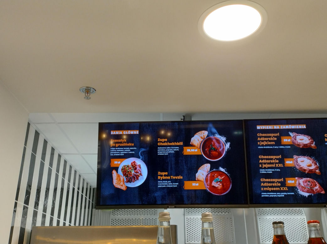 Krzywy Domek w Sopocie już otwarty. Nowy foodhall na mapie Trójmiasta