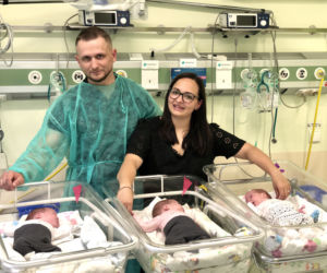 Pierwsze jednojajowe trojaczki w szpitalu Zdroje