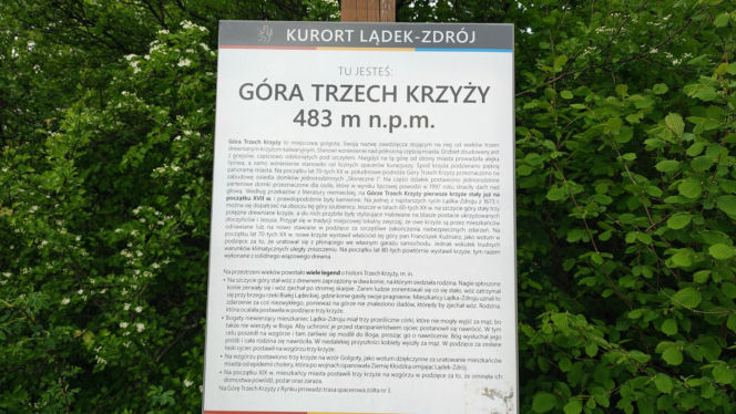 Ukryty punkt widokowy w dolnośląskim uzdrowisku. Znasz to miejsce z krzyżami?