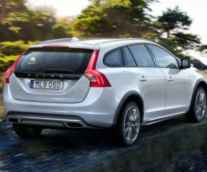 2015 Volvo V60 Cross Country