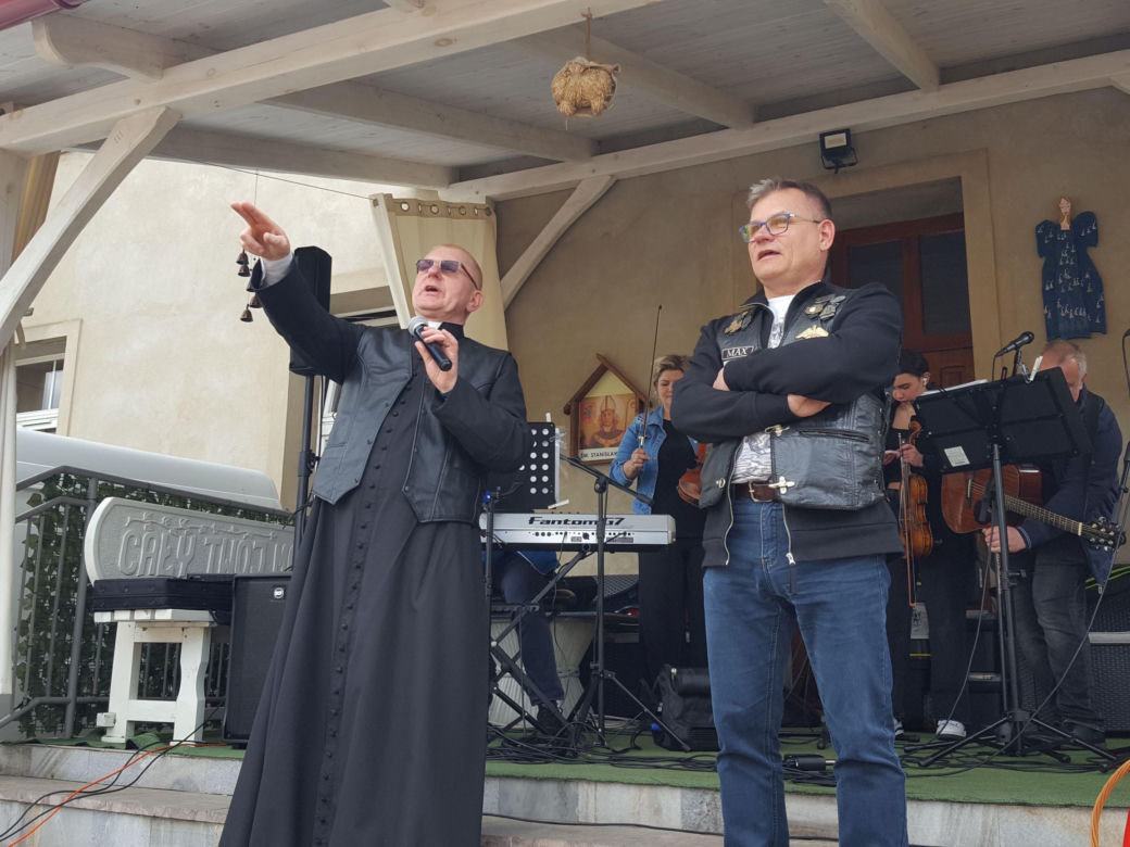 ​Setki motocyklistów na Wiosennym Święceniu Motocykli w Rydzynie