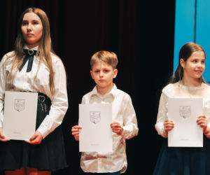 Najzdolniejsi uczniowie odebrali stypendia Prezydenta Miasta Siedlce