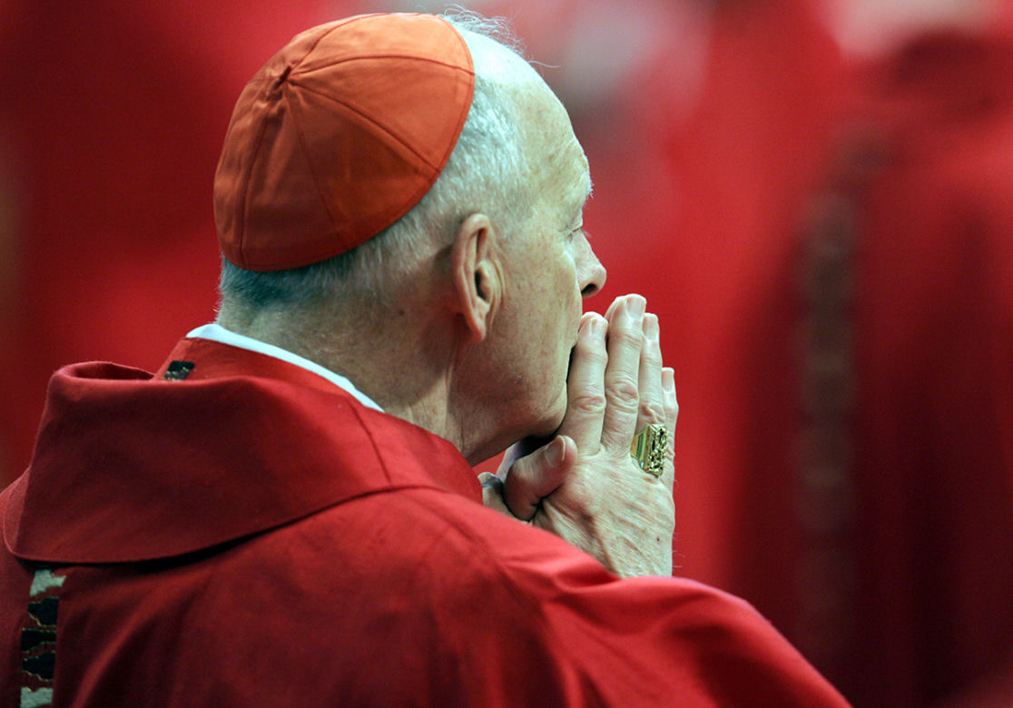 Ofiary pedofila błagają - usuńcie Jana Pawła II z listy świętych