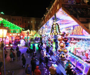 Wroclaw. Jarmark Bozonarodzeniowy juz otwarty.