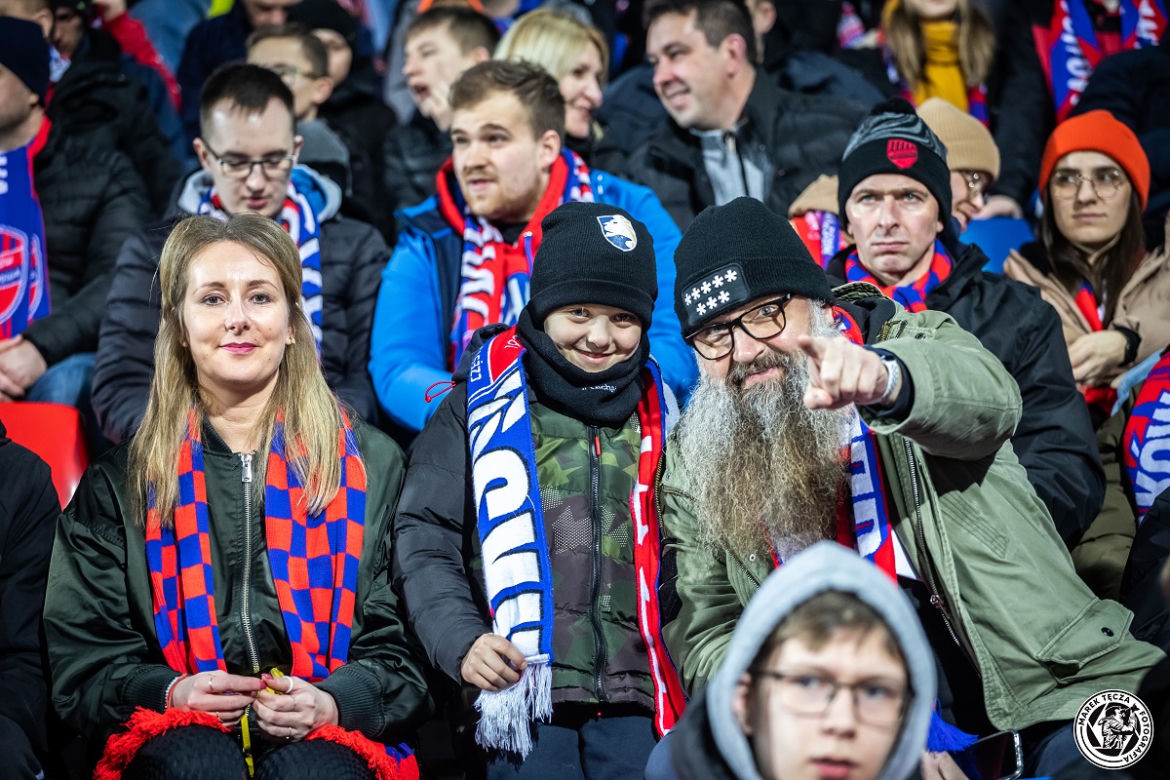 Raków Częstochowa - Śląsk Wrocław: Liderzy nie zawiedli, kibice również ZDJĘCIA