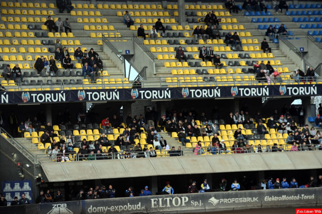 PRES Grupa Deweloperska Toruń - Bayersystem GKM Grudziądz, zdjęcia kibiców i zawodników ze sparingu przed startem PGE Ekstraligi