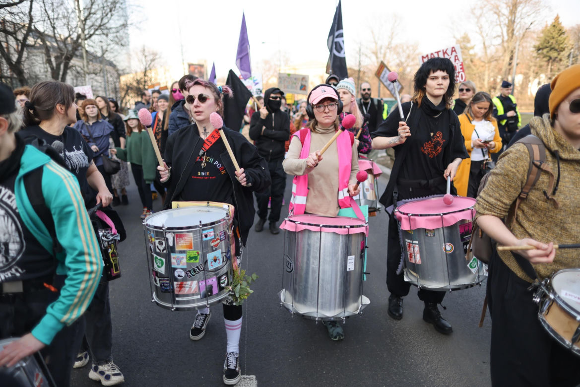 "Wspólny gniew, wspólna radość, moc siostrzeństwa!" Za nami 26. Manifa Warszawska 