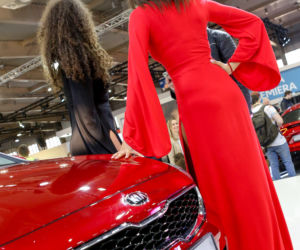 Hostessy na targach Poznań Motor Show 2018