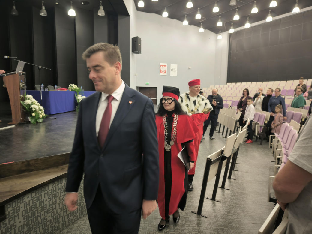 Inauguracja roku akademickiego dziecięcego uniwersytetu w ANS