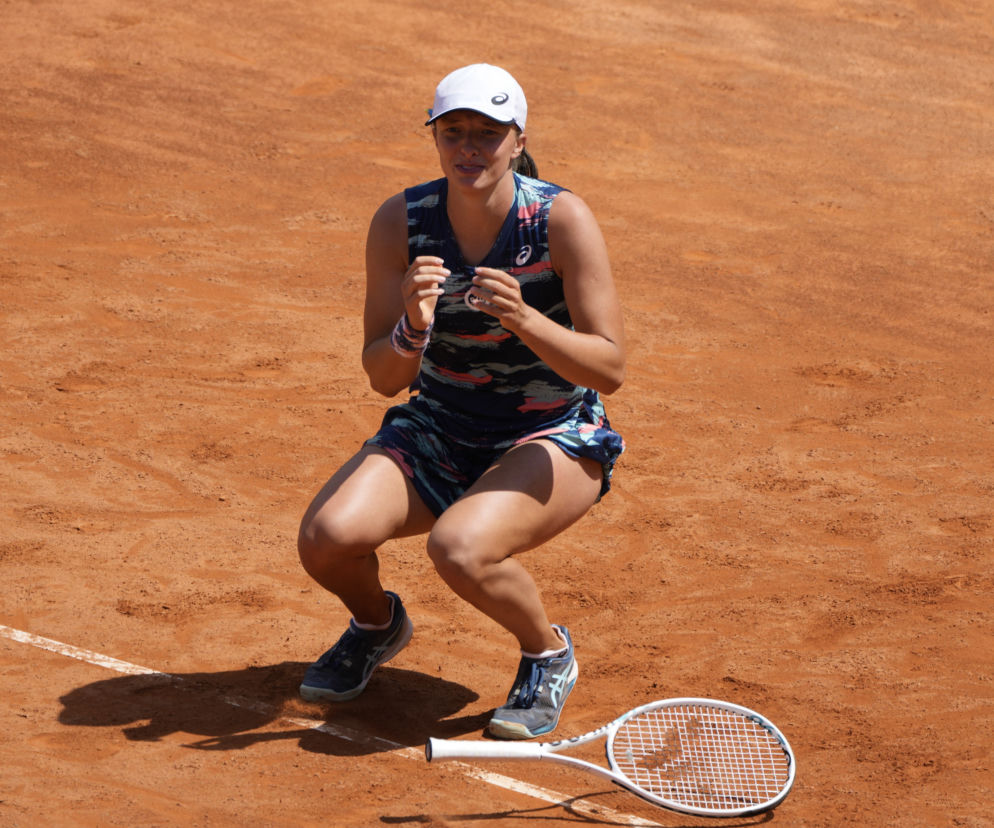 Roland Garros: KIEDY grają Polacy? GODZINY meczów Polaków w Paryżu O KTÓREJ GODZINIE grają polscy tenisiści Świątek, Hurkacz, Linette French Open