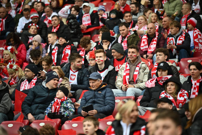 Tak się bawią kibice na meczu Polska - Albania. Gorąca atmosfera na PGE Narodowym