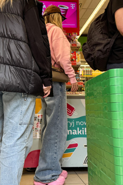 Doda w Żabce z torebką za 150 tyś zł 