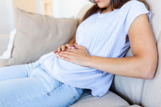 Ból brzucha, a wyniki w normie? To może być IBS. Gastrolożka wskazuje nową drogę leczenia