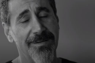 Serj Tankian opublikował klip, który jest wzruszającą dedykacją dla jego syna [WIDEO]