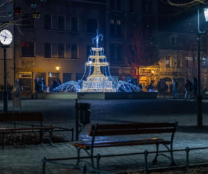 To najbardziej świąteczne miasto w województwie śląskim. Częściowo znajduje się w Małopolsce