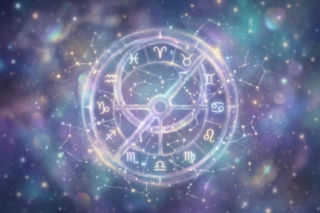Horoskop na dziś, 12 maja - Kosmiczna energia podpowiada, jak odpuścić to, co już Ci nie służy
