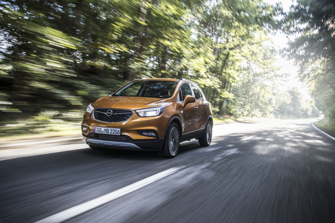 Matrycowe reflektory IntelliLux LED w samochodach marki Opel