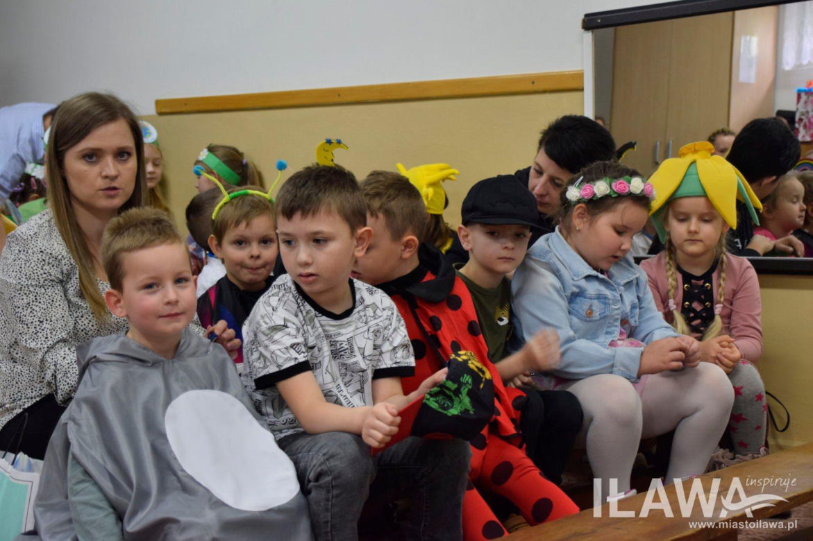Dzień Ziemi w Iławie: Zielono w przedszkolu, zielono przy iławskich chodnikach i ulicach