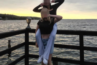 Zginęły dwie nastoletnie przyjaciółki – Maja (†16 l.) i Kinga (†16 l.). Za kierownicą siedział 17-letni Michał G., chłopak jednej z nich