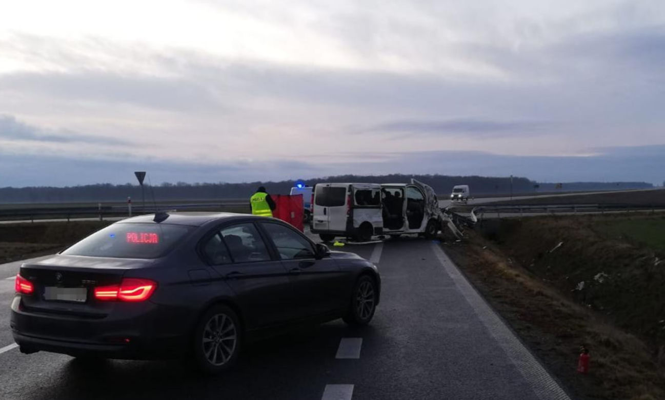 Wypadek na wysokości Bierzowa: Jedna ofiara śmiertelna
