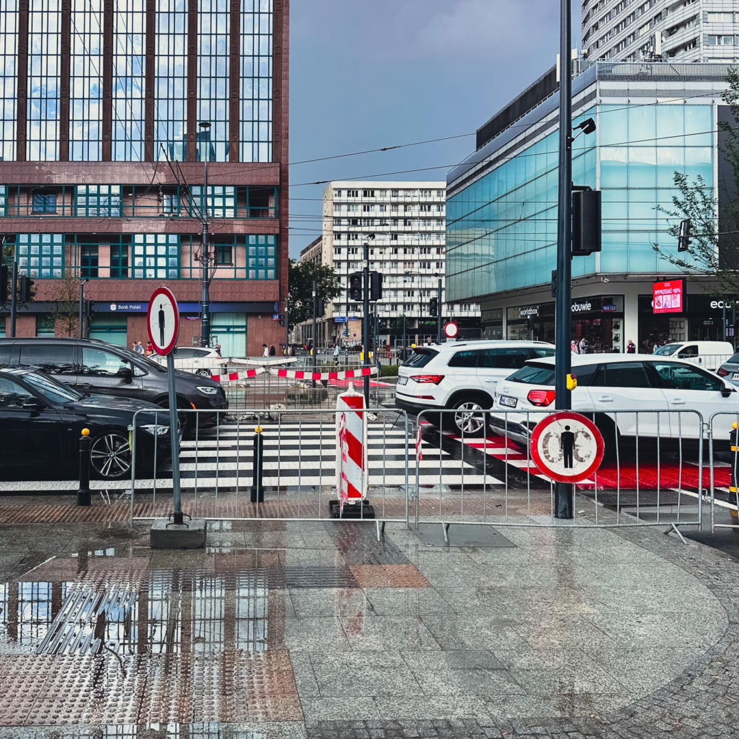 Przejście na ul. Marszałkowskiej w Warszawie przy ul. Fangora