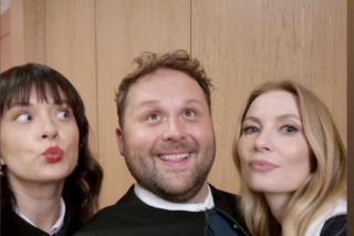 Barwy szczęścia. Dominika (Karolina Chapko), Klemens (Sebastian Perdek), Natalia (Maria Dejmek)