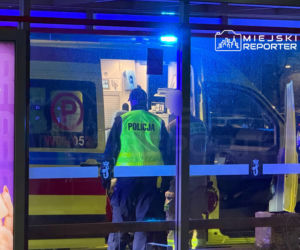 Groźny wypadek w warszawskim metrze. Mężczyzna upadł na torowisko