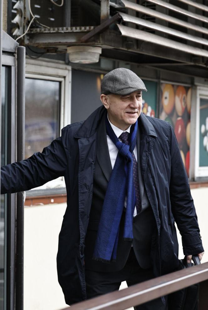 Politycy PiS zjeżdżają na Nowogrodzką