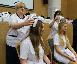 Białystok. Czepkowanie pielęgniarek i położnych