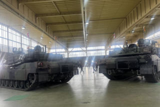 Podpisanie umowy dotyczącej Autoryzowanego Centrum Serwisowego Silników AGT1500 do czołgów M1 Abrams